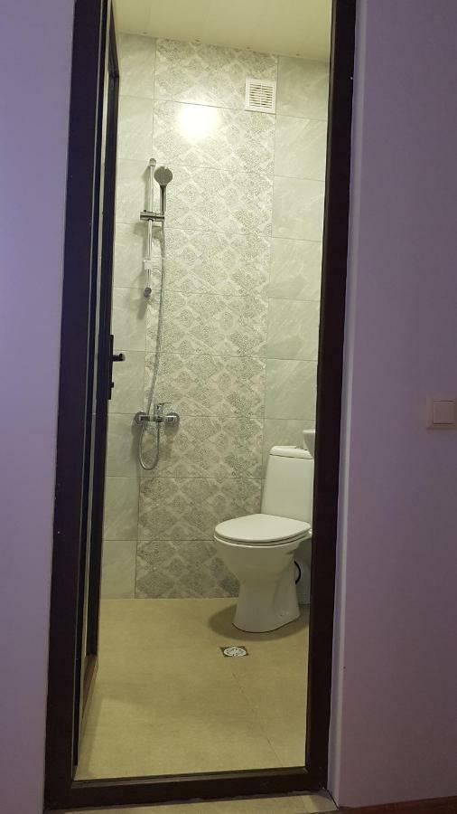 Guest House Luka Батумі Екстер'єр фото